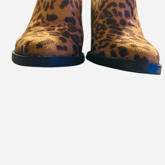 Madden Girl Tan & Brown Size 7M Animal Print Leather Ankle Boots - Picture 3 of 7